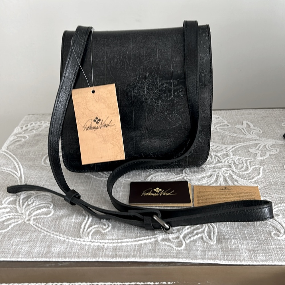 Patricia Nash NWT Granada Metallic Black Pewter Embossed Map Leather Crossbody - Picture 2 of 14
